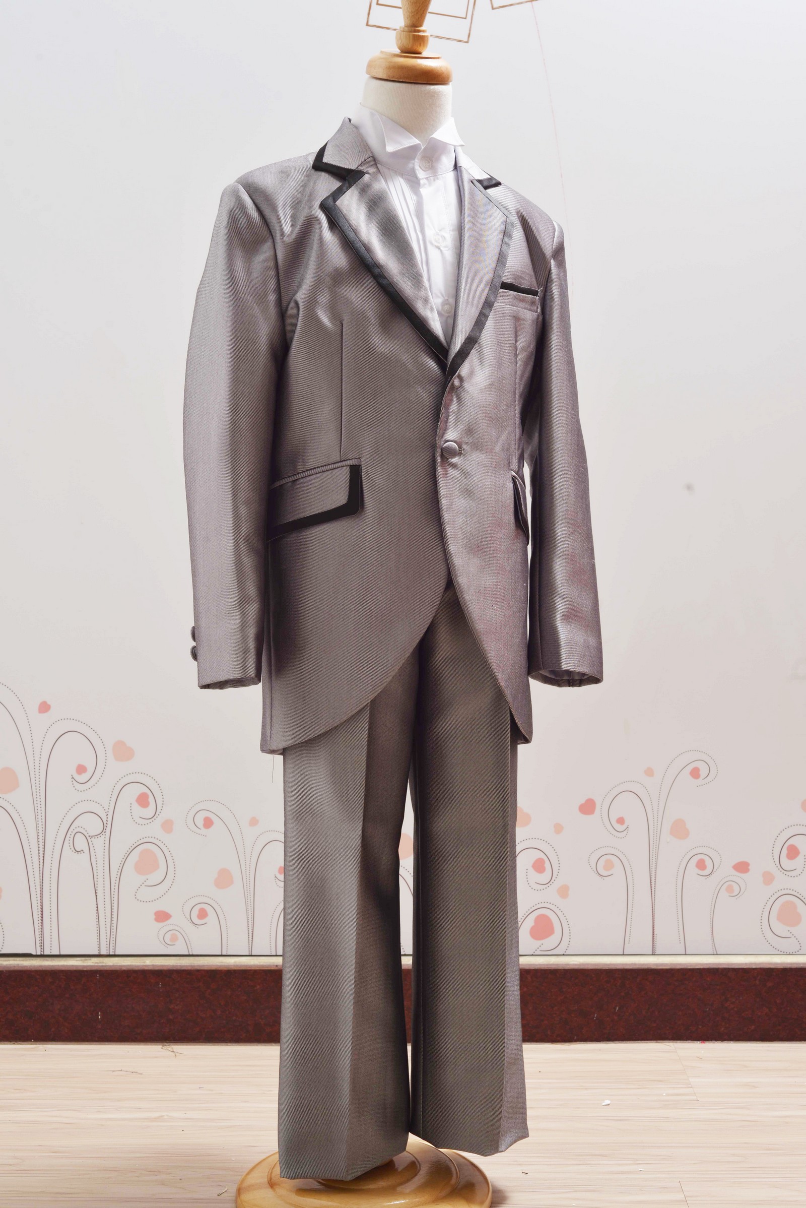 男士西服,西裝禮服,男士西裝,西服推薦,西服訂製,西服出租,西裝價格,西裝推薦